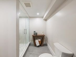 16 Arlington Rd, Natick MA 01760