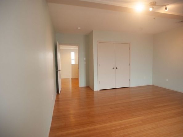 56 Penn Street 4, Quincy MA 02169