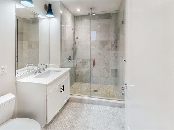 40 Westmoreland St 8, Boston MA 02124