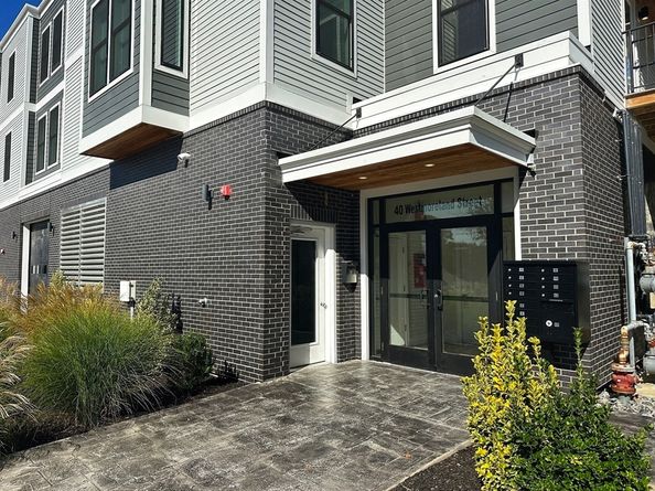 40 Westmoreland St 8, Boston MA 02124