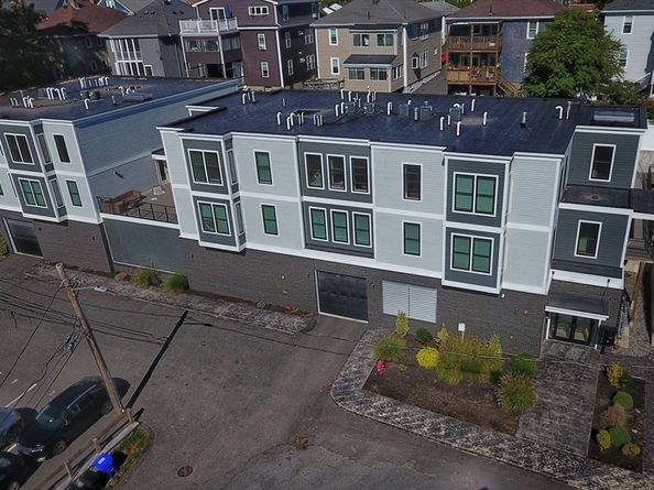 40 Westmoreland St 8, Boston MA 02124