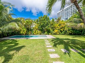 4160 Bay Point Rd, Miami FL 33137