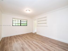 4160 Bay Point Rd, Miami FL 33137
