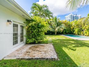 4160 Bay Point Rd, Miami FL 33137