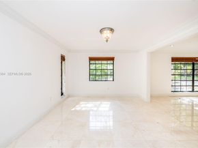 4160 Bay Point Rd, Miami FL 33137