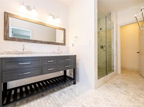 4160 Bay Point Rd, Miami FL 33137