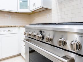 4160 Bay Point Rd, Miami FL 33137