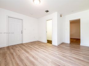 4160 Bay Point Rd, Miami FL 33137