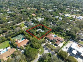 9300 SW 116th St, Miami FL 33176