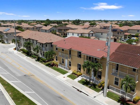 24557 SW 117th Ave, Homestead FL 33032