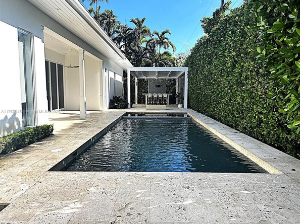 8200 SW 62nd Ave, Miami FL 33143