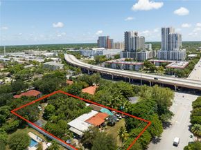 7901 SW 72nd Ave, Miami FL 33143