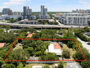 7901 SW 72nd Ave, Miami FL 33143