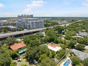 7901 SW 72nd Ave, Miami FL 33143