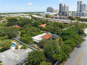 7901 SW 72nd Ave, Miami FL 33143