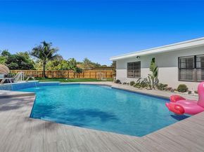 1960 SW 51st Ter, Plantation FL 33317