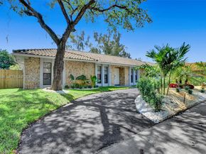 1960 SW 51st Ter, Plantation FL 33317
