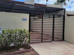 7601 SW 105th Ave, Miami FL 33173