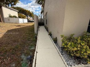 10285 Allegro Dr, Boca Raton FL 33428
