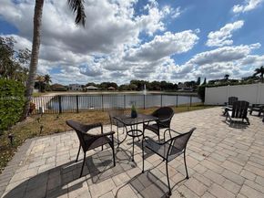 10285 Allegro Dr, Boca Raton FL 33428