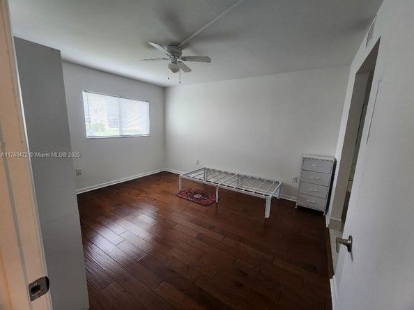 1601 SW 128th Ter 109A, Pembroke Pines FL 33027