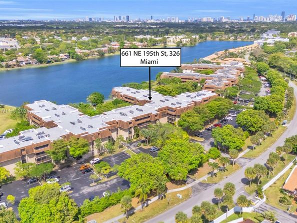 665 NE 195th St 326, Miami FL 33179