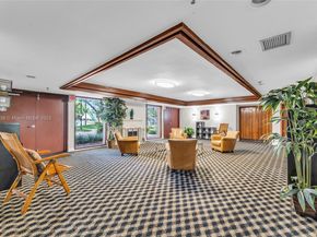665 NE 195th St 326, Miami FL 33179