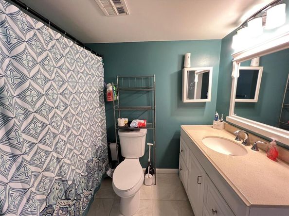 1325 N 15th Ave 23, Hollywood FL 33020