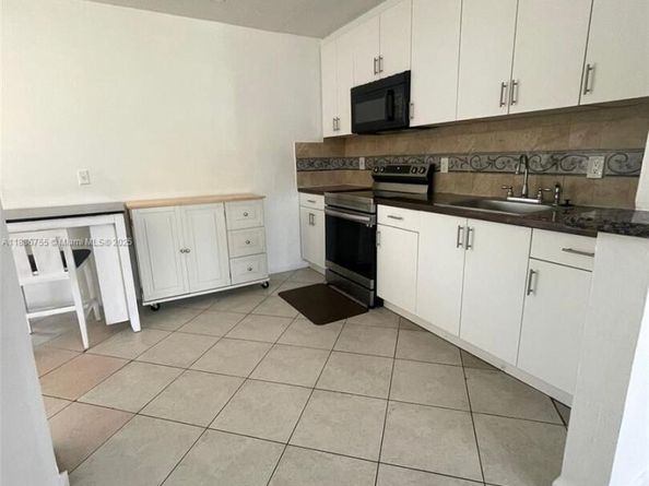 4040 NE 4th Ter, Deerfield Beach FL 33064