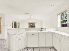 21232 SW 94th Ct, Cutler Bay FL 33189