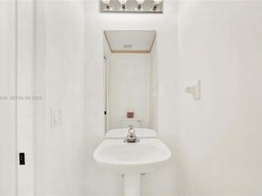 21232 SW 94th Ct, Cutler Bay FL 33189