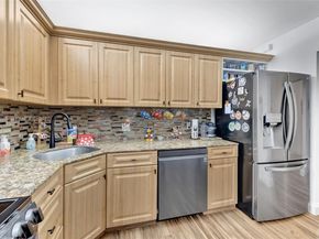 4350 NW 30th St 233, Coconut Creek FL 33066