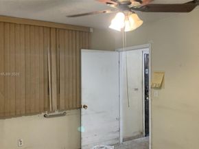 7970 NW 176th St, Hialeah FL 33015