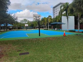 2851 S Palm Aire Dr 506, Pompano Beach FL 33069