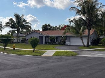 4888 NW 8th Ct