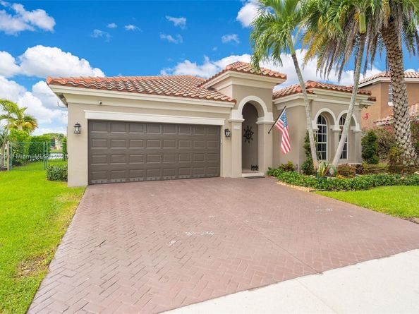 5250 SW 134th Ave, Miramar FL 33027