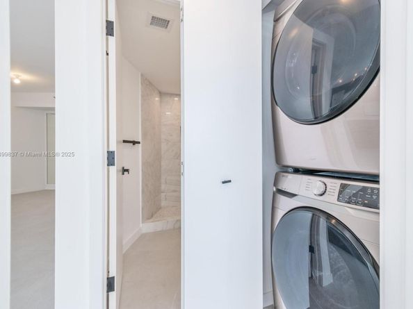 1000 Island Blvd 2511, Aventura FL 33160