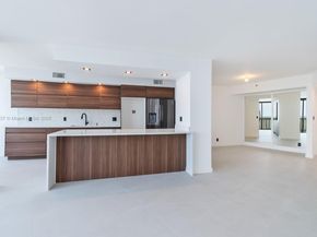 1000 Island Blvd 2511, Aventura FL 33160