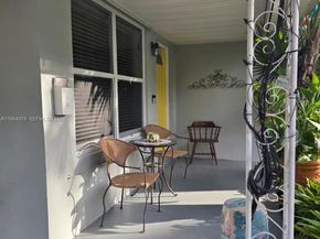 2321 N 57th Ave, Hollywood FL 33021