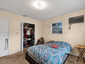 1900 NW 88th St, Miami FL 33147