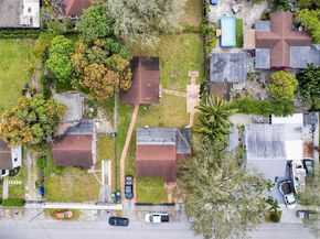 1900 NW 88th St, Miami FL 33147