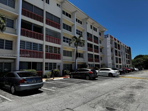 215 SE 3rd Ave 405C, Hallandale Beach FL 33009
