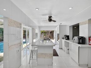 5451 NE 22nd Ave, Fort Lauderdale FL 33308