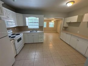 6416 N Grant St, Hollywood FL 33024
