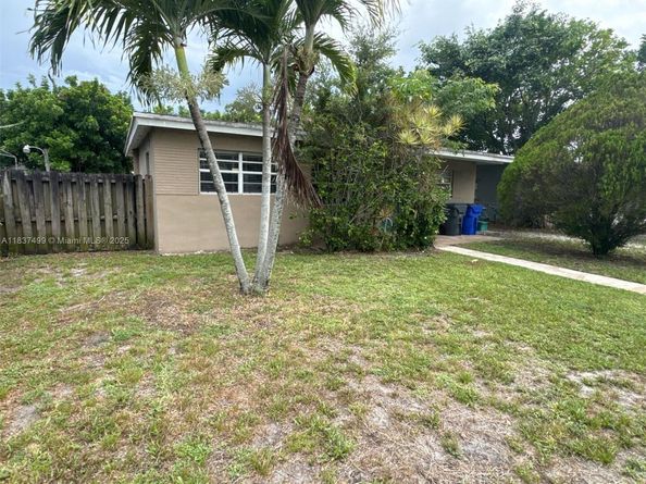 6416 N Grant St, Hollywood FL 33024