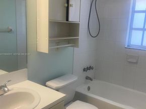 8600 SW 109th Ave 4220, Miami FL 33173
