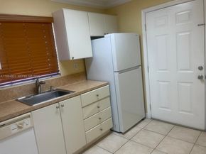 8600 SW 109th Ave 4220, Miami FL 33173