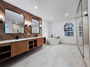 15843 SW 14th Ct, Pembroke Pines FL 33027