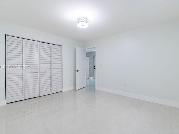 3425 SW 69th Ave, Miami FL 33155