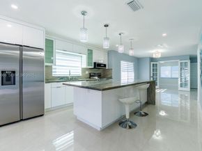 3425 SW 69th Ave, Miami FL 33155